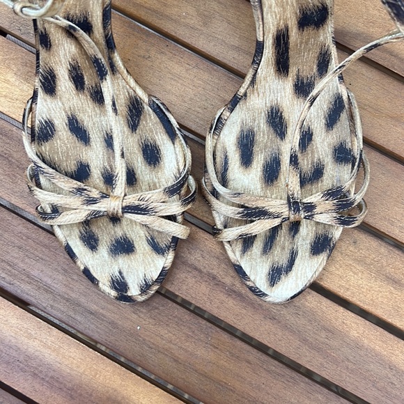 Roberto Cavalli cheetah print heels - Picture 3 of 5